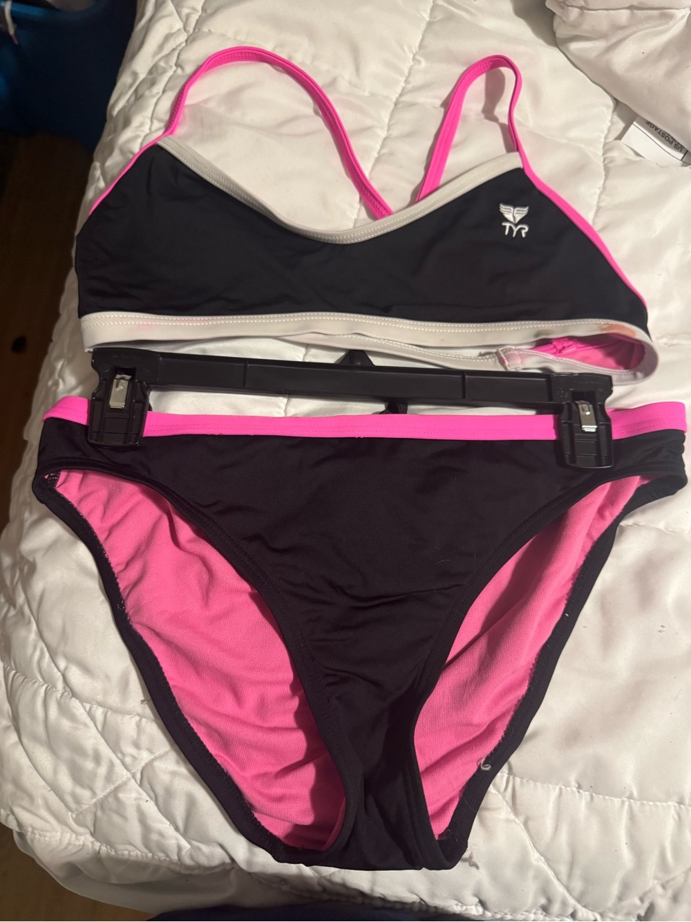 TYR Women’s Black & Hot Pink Two-Piece Swim Set Size L